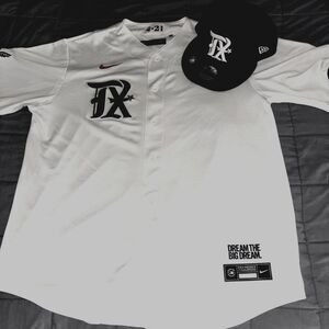 Marcus Semien Texas Rangers Nike Men's City Connect Jersey Large-Matching Cap